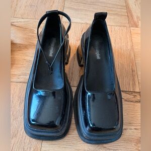 Jeffrey Campbell Block Heel Mary Jane (missing strap)